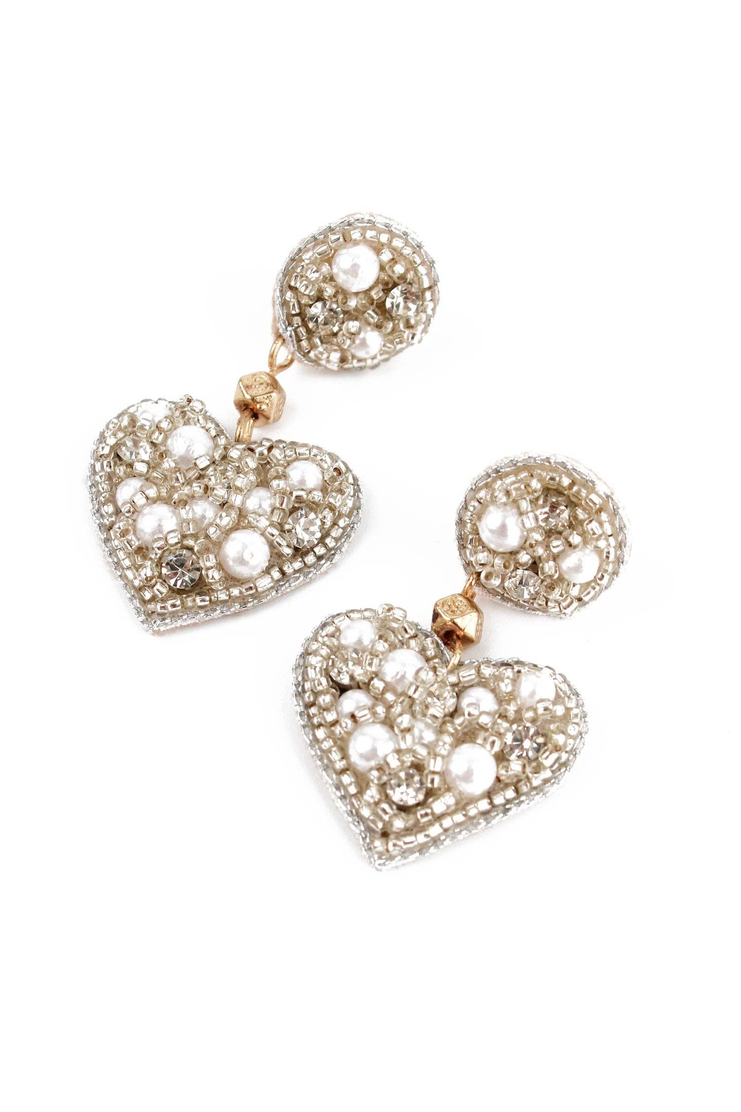 BOUCLES D'OREILLES PENDANTES PETIT CŒUR EN ARGENT ET PERLE