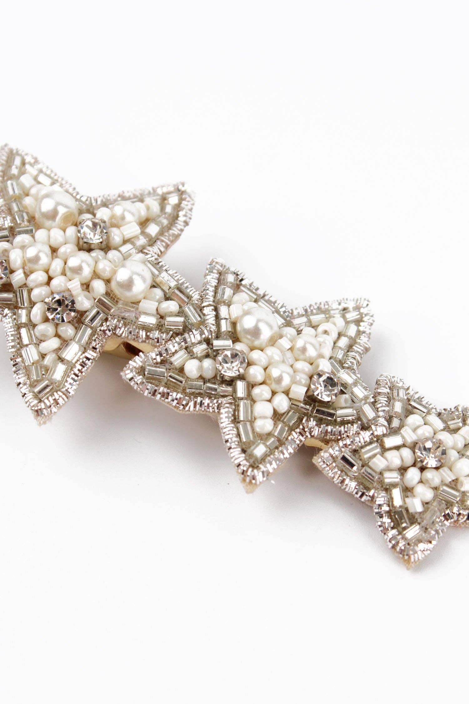 BARRETTE À CHEVEUX EN FORME D'ÉTOILE ARGENTÉE ET NACRÉE