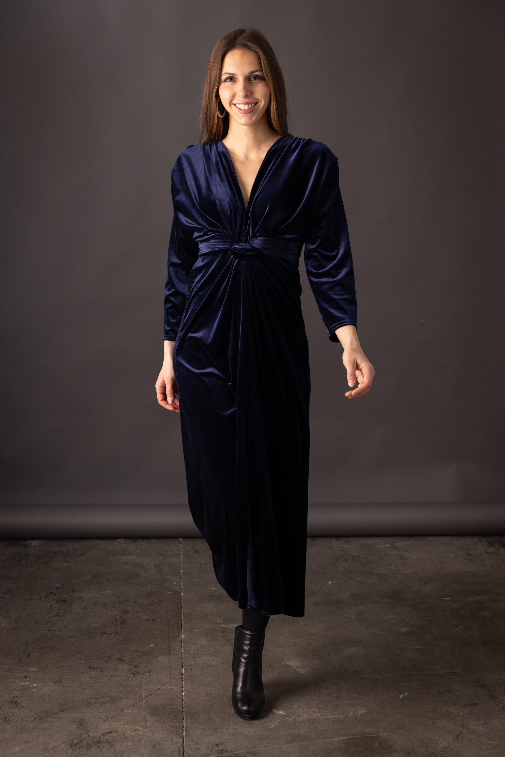 PAOLA Navy Velvet Dress