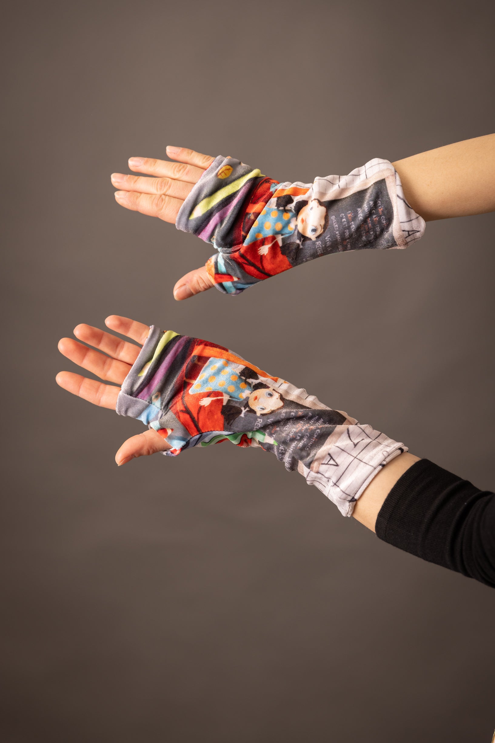TAOE RECREATION Mittens 