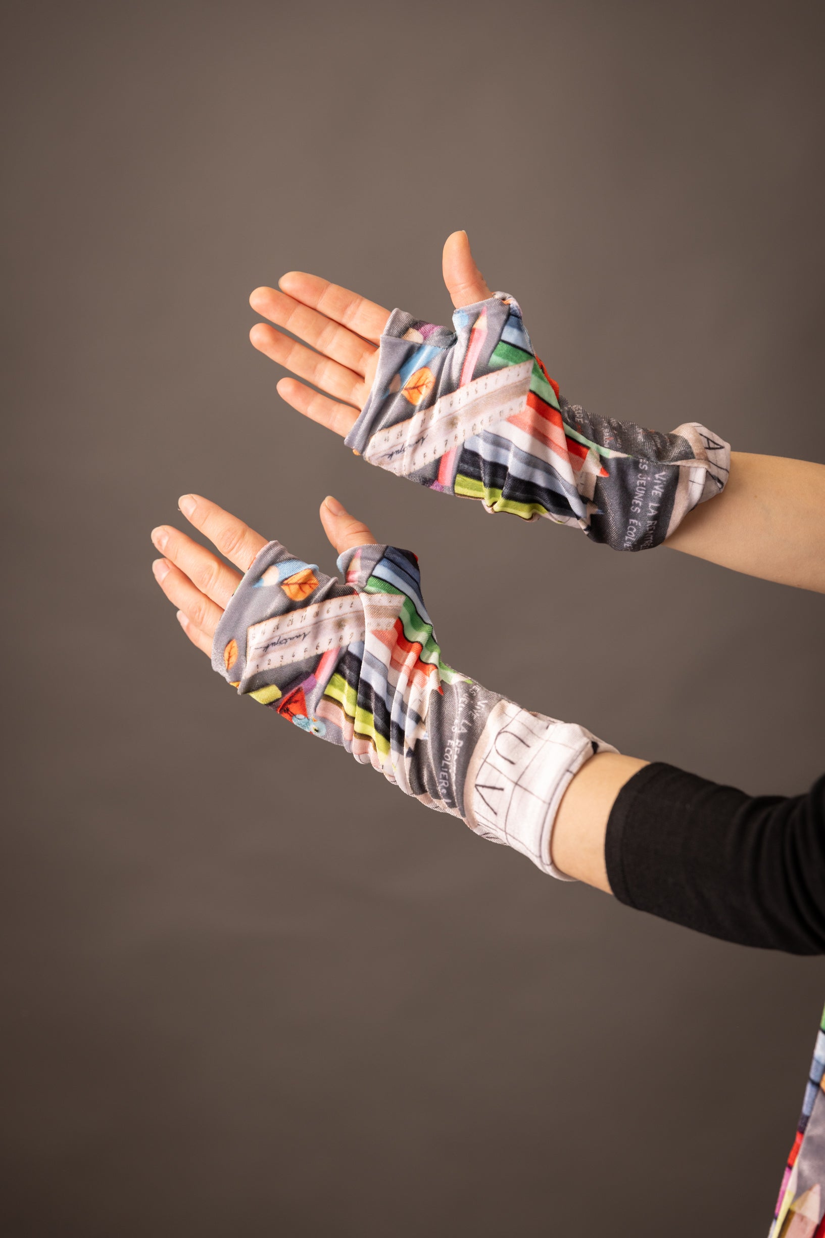 TAOE RECREATION Mittens 