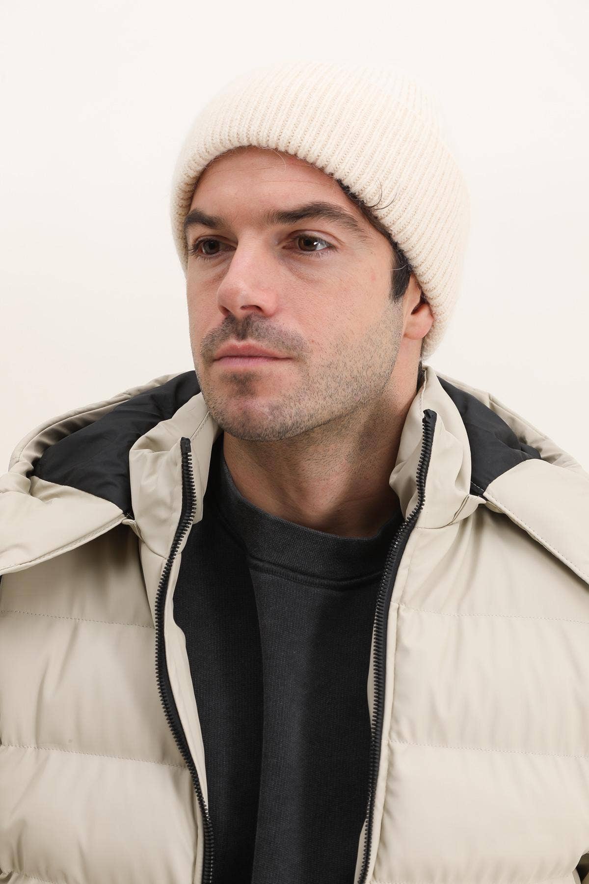 Bonnet Classique uni en Angora