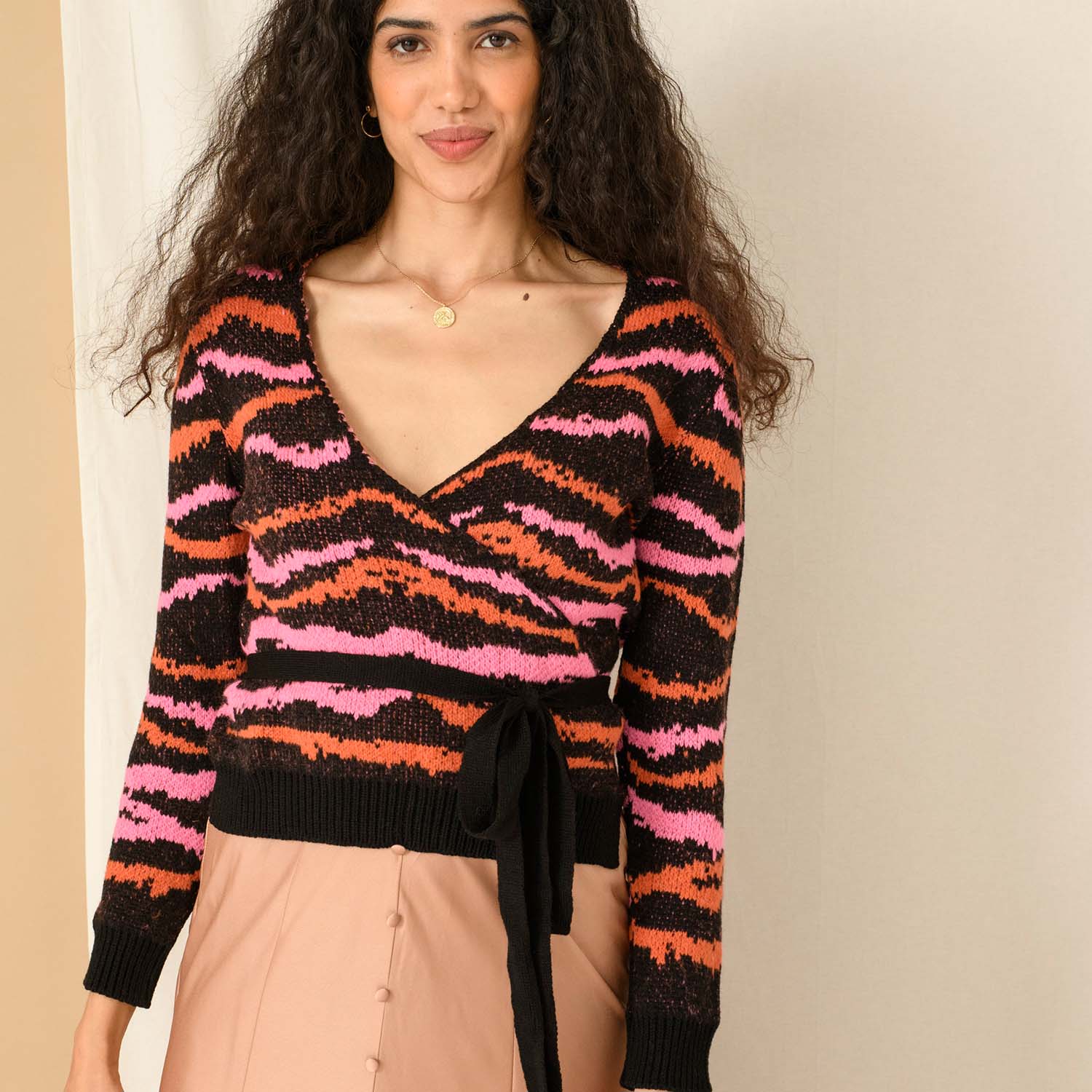Pull cache-cœur intarsia zèbre Yvette - Noir