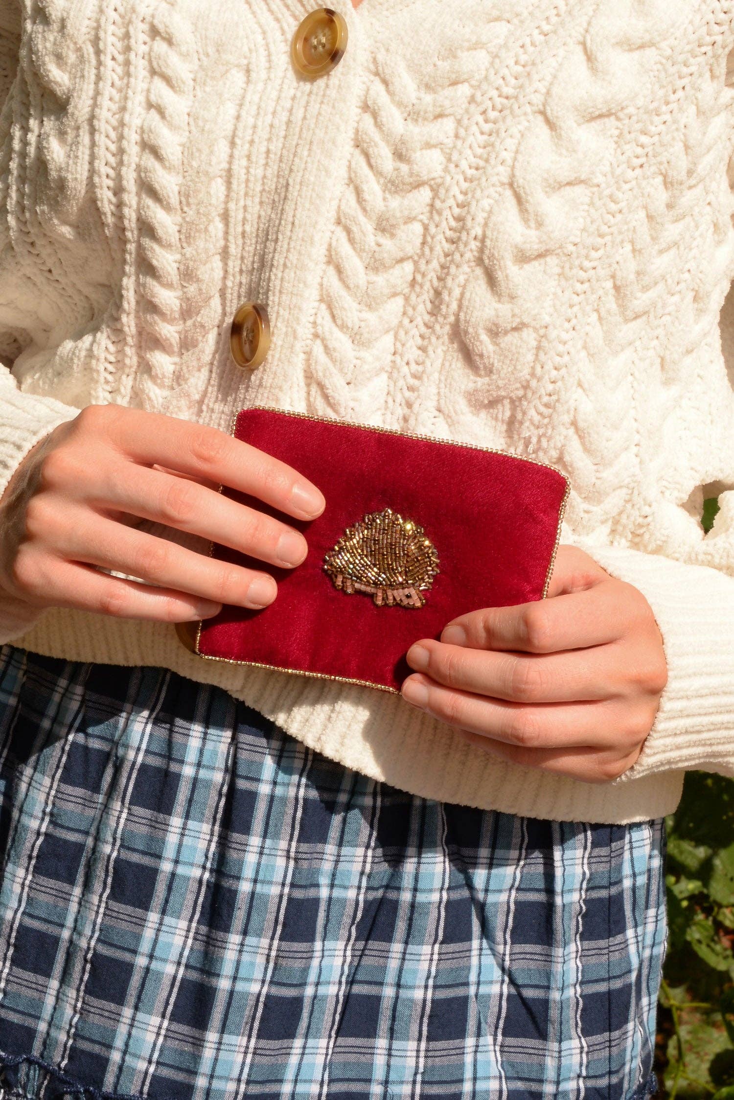 PETITE POCHETTE EN FORME DE HÉRISSON