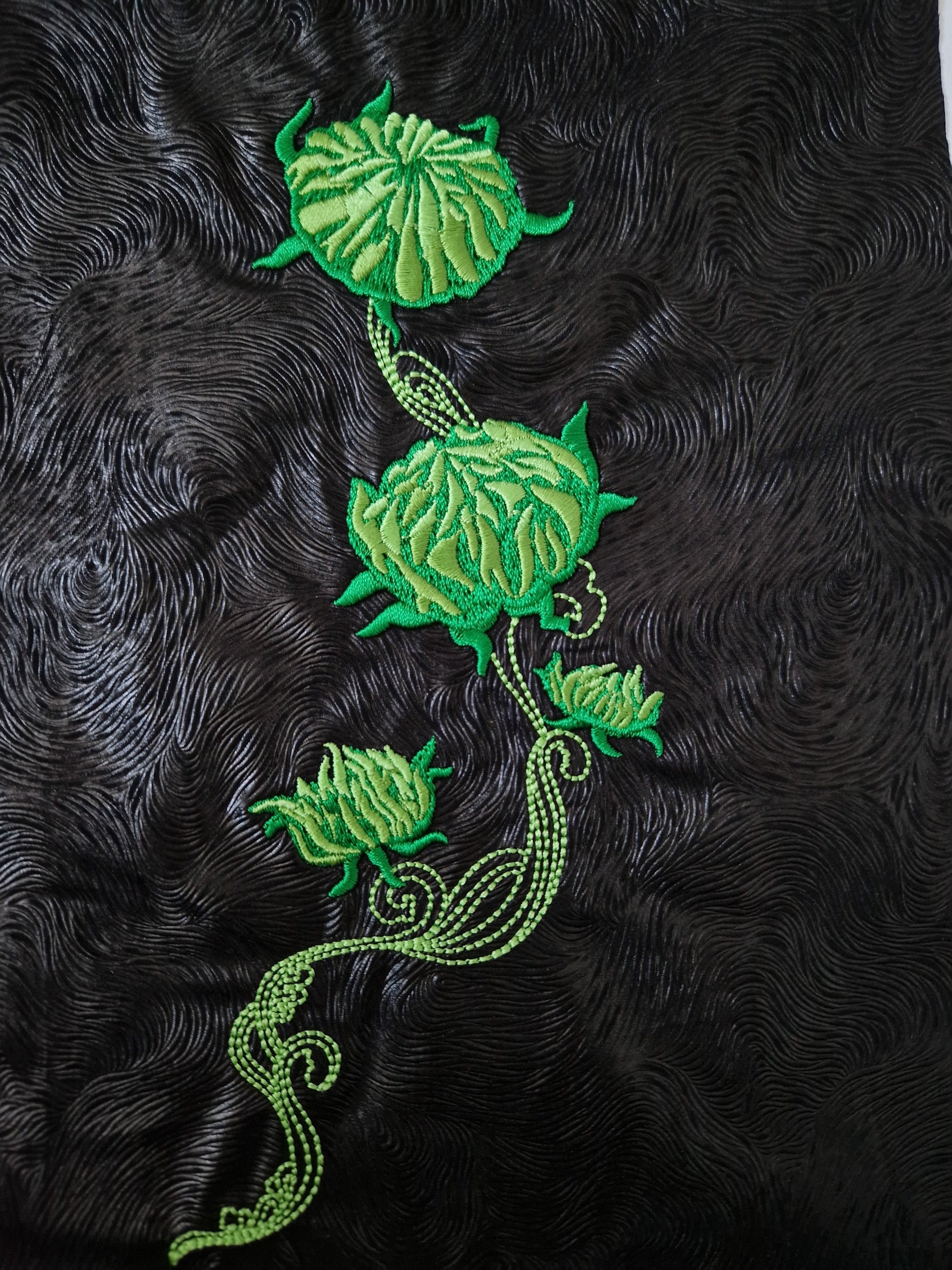 Broderie montante Collector PE18 ALICE